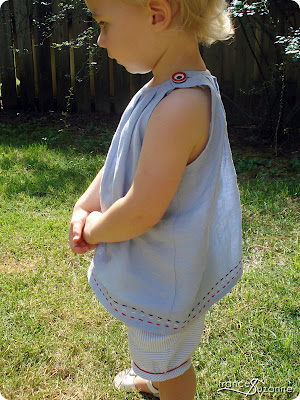 Shwin Pleated Penny Oliver+S Puppet Show