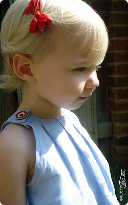 Shwin Pleated Penny Oliver+S Puppet Show