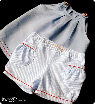 Shwin Pleated Penny Oliver+S Puppet Show