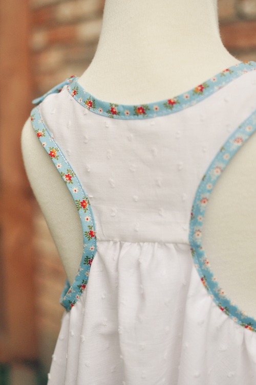 Jennuine Design, LOL Swing Top {sewn by The Mother Huddle}