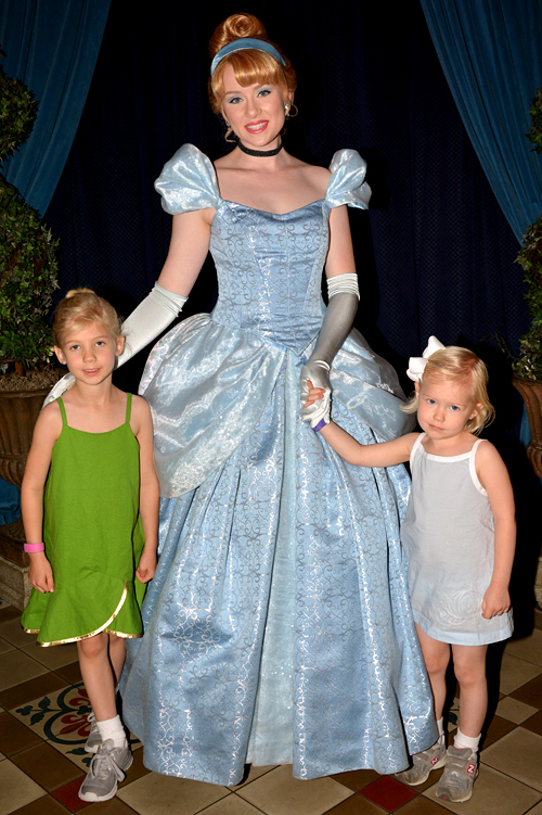 Sewing for Disney: Cinderella {LouBee Clothing, Shandiin}